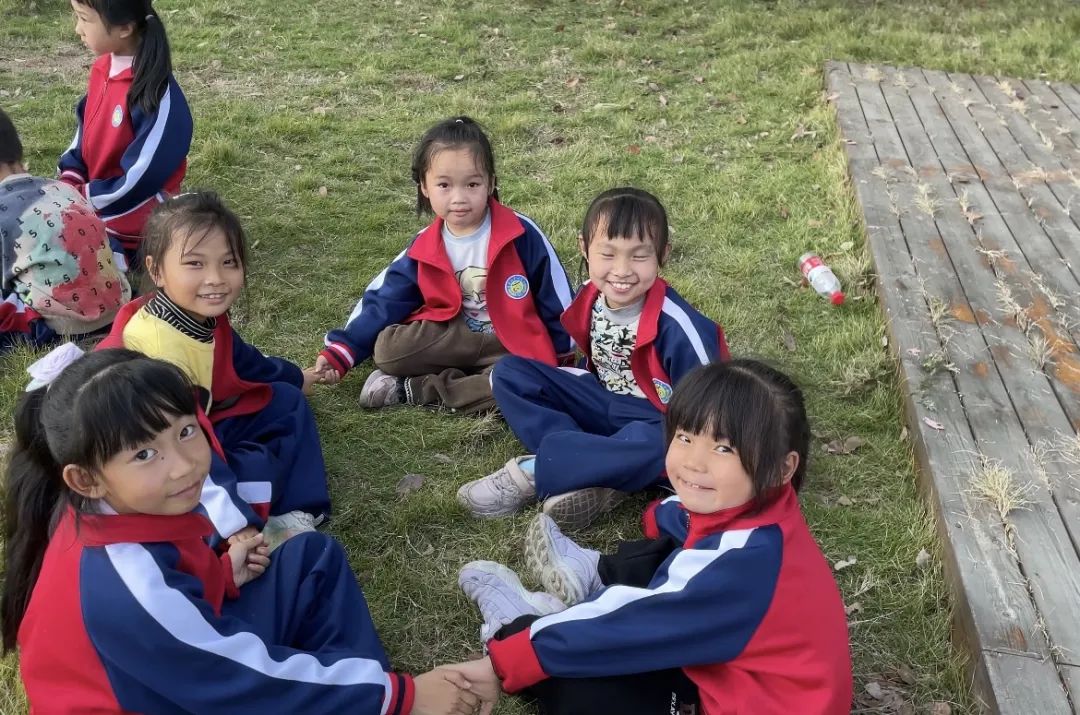 雙清區(qū)“愛心護(hù)航，助夢(mèng)成長(zhǎng)”