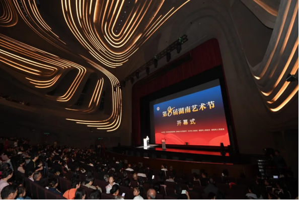 “科技+文創(chuàng)”融合產(chǎn)品贏贊譽(yù)